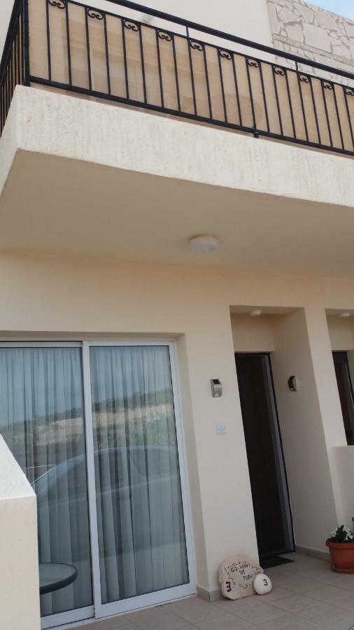 Villa No3,23 Neilmmantos St Peyia Exterior foto